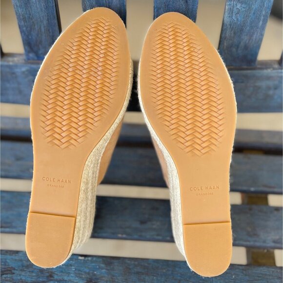 New Cole Haan Cloudfeel Wedge Sandal Women 11B US Tan Suede Open- Toe Espadrille - Picture 8 of 9